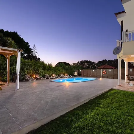 Montefile Villa *