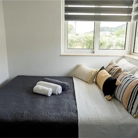 Montefile Villa Lalyssos