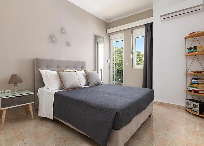 וילה Montefile יאליסוס