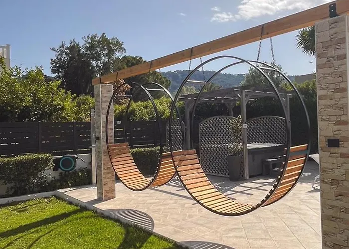 וילה Montefile יאליסוס